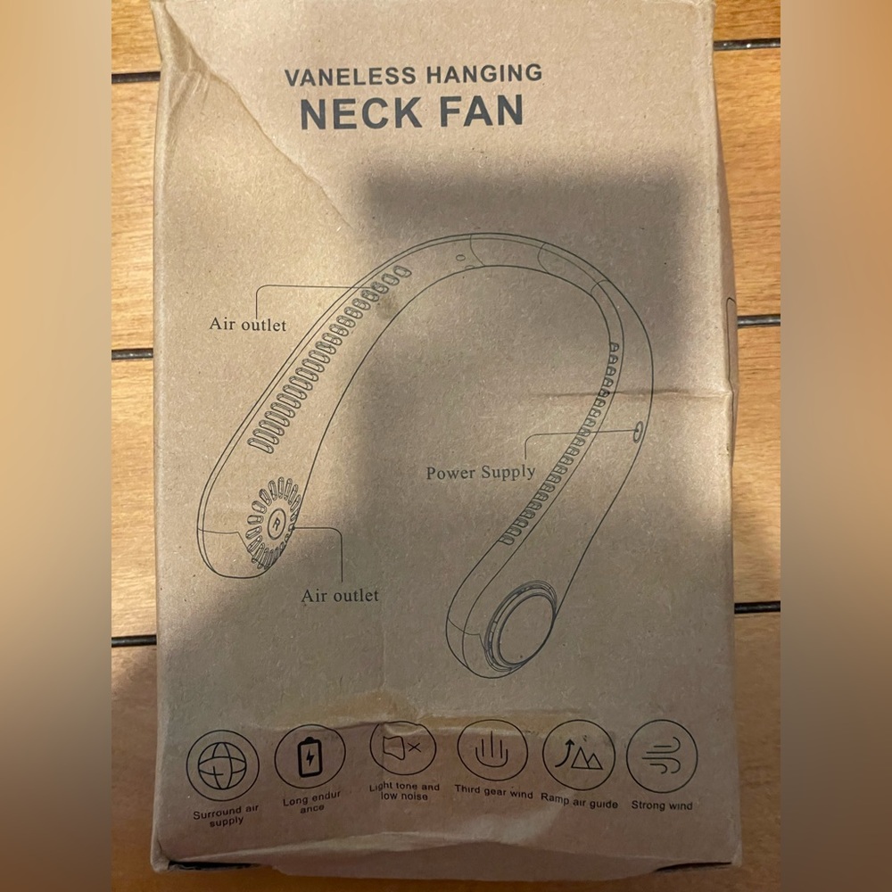 Wireless Neck Fan 🫨 - Picture 2 of 7